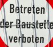 Allgemeinverfügung: Definition, einfache Erklärung, Varianten und wie der Erlass einer Allgemeinverfügung (Foto: AdobeStock - detailfoto 13969867)