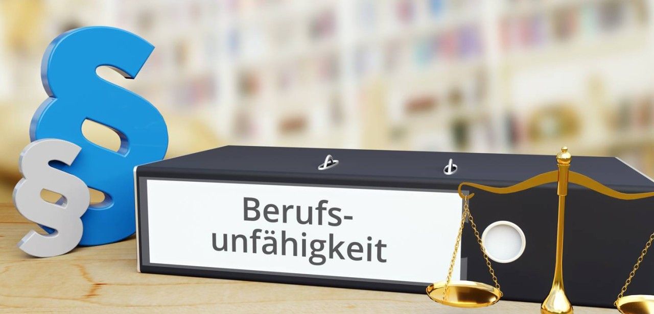 VPV Versicherung lehnt Berufsunfähigkeitsrente ab - Klage (Foto: AdobeStock 259003265  MQ-Illustrations)